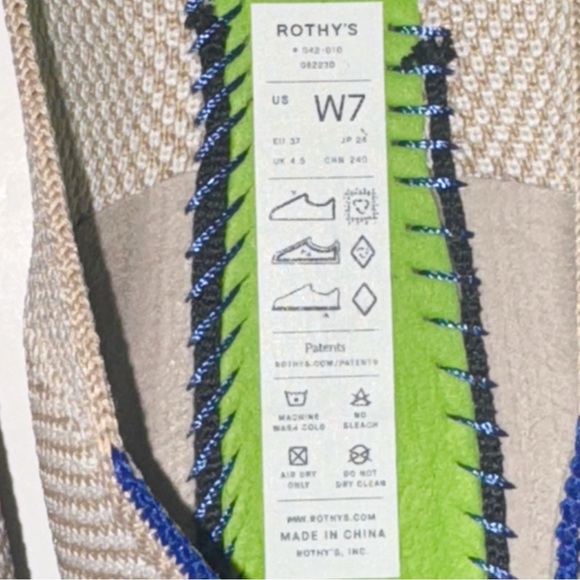 Rothy's Ballet Flat Cream Black Captoe TUXEDO Back Stripe Flat Shoes Sz 6.5/7 - Picture 13 of 16